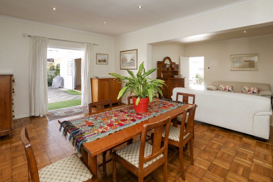 4 Bedroom Property for Sale in Claremont Western Cape